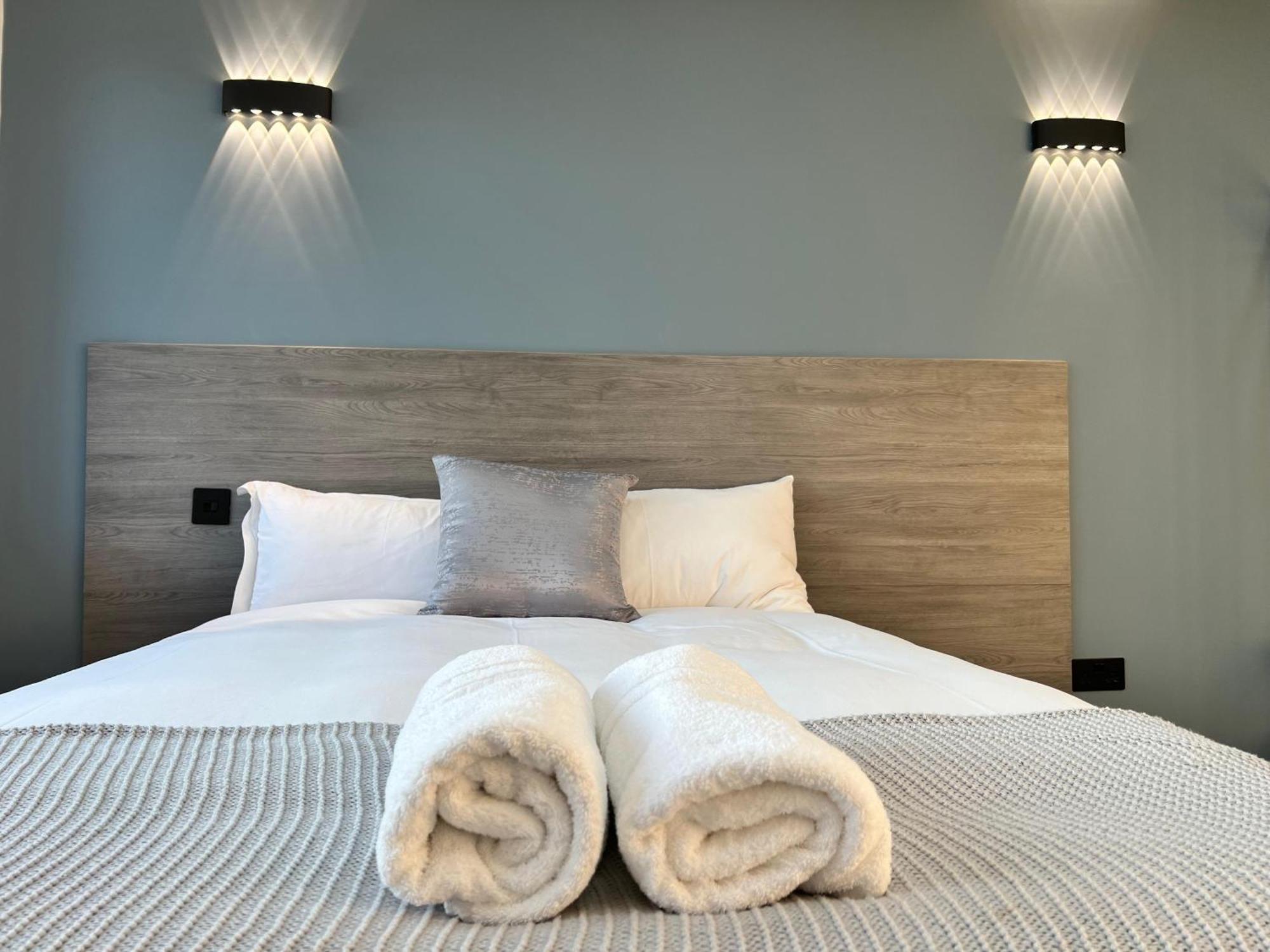 Thandi House Heathrow Airport Ashford  Luaran gambar